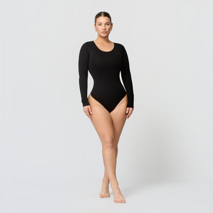 Seamless shaping body