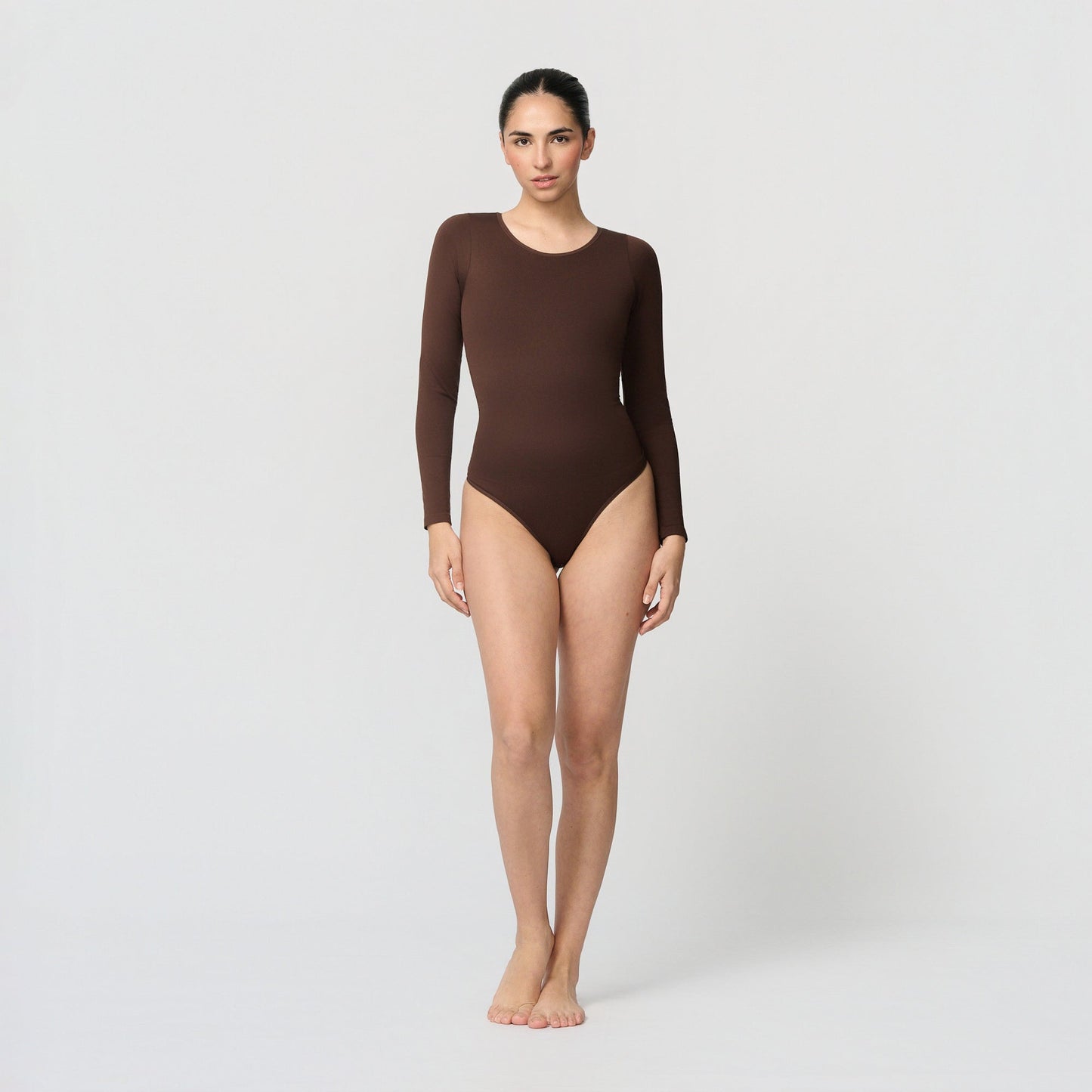 Seamless shaping body