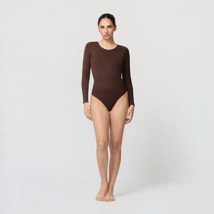 Seamless shaping body