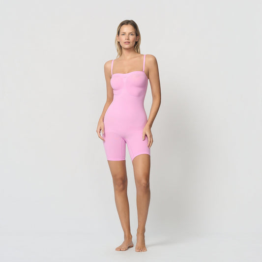 Seamless shaping body with lift and support