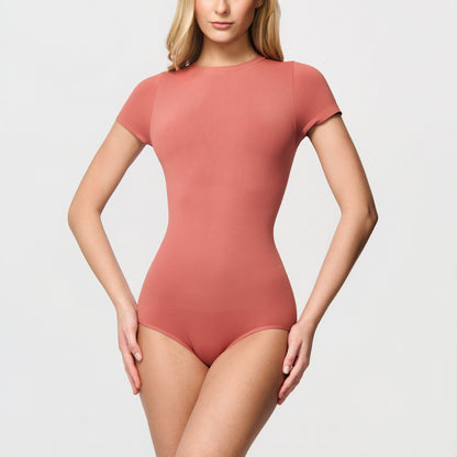 Seamless shaping body with short sleeves