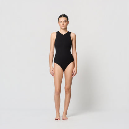 Seamless ribbed body