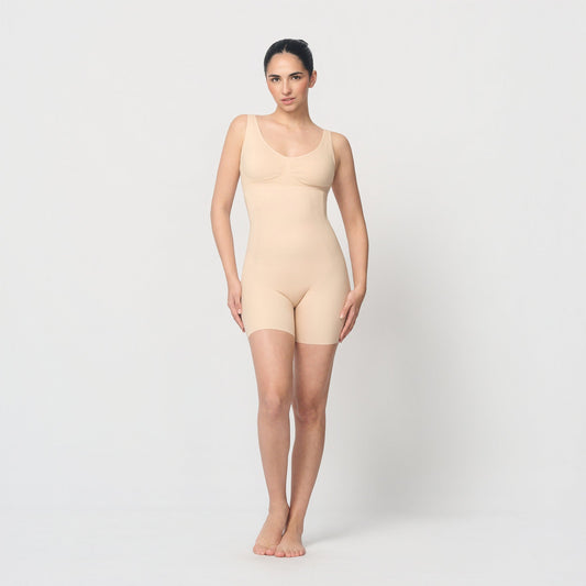 Shaping shorts with removable padding