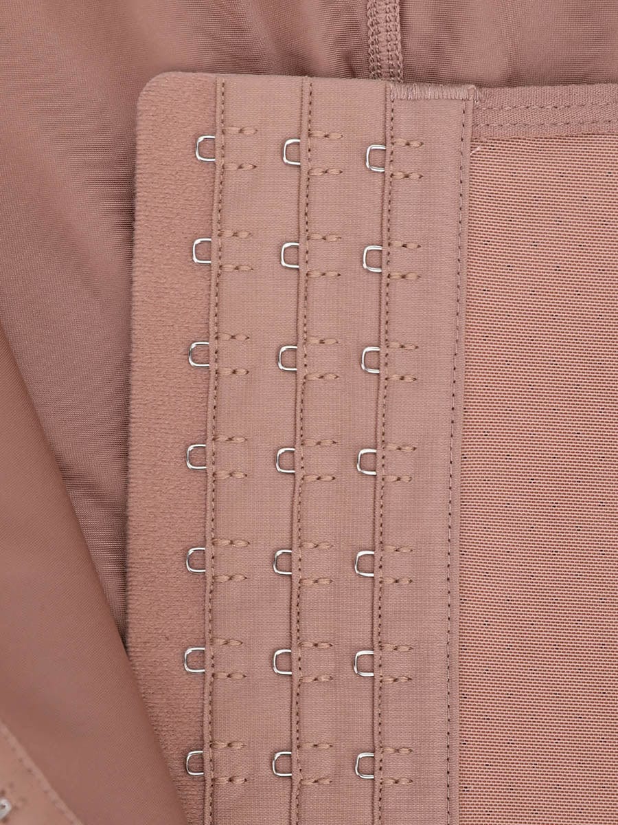 Shaping body with lace trim