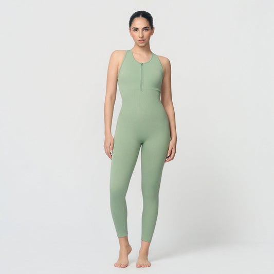 Shaping jumpsuit with zipper