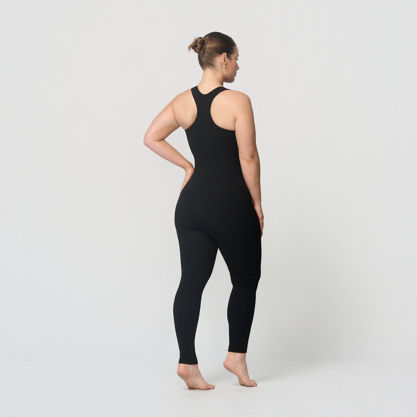 Shaping jumpsuit with zipper
