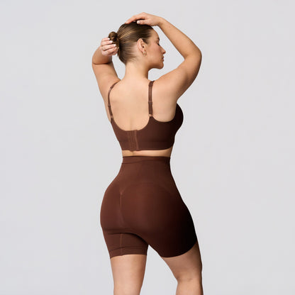 Seamless shaping shorts