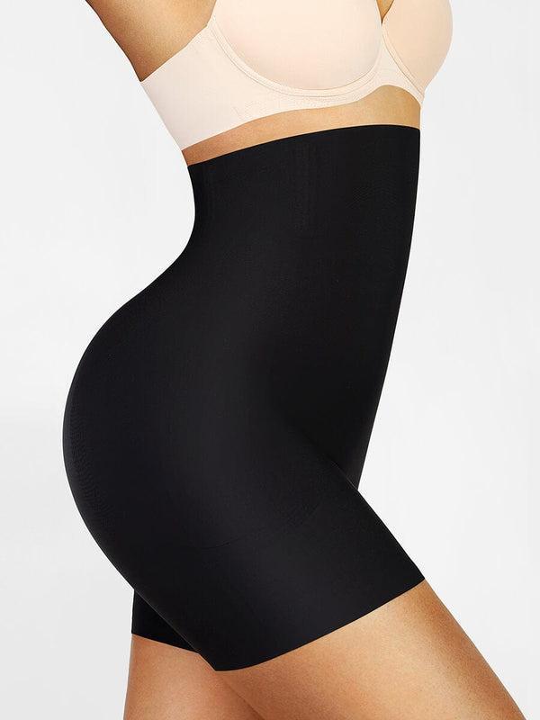 Seamless shaping shorts with padding