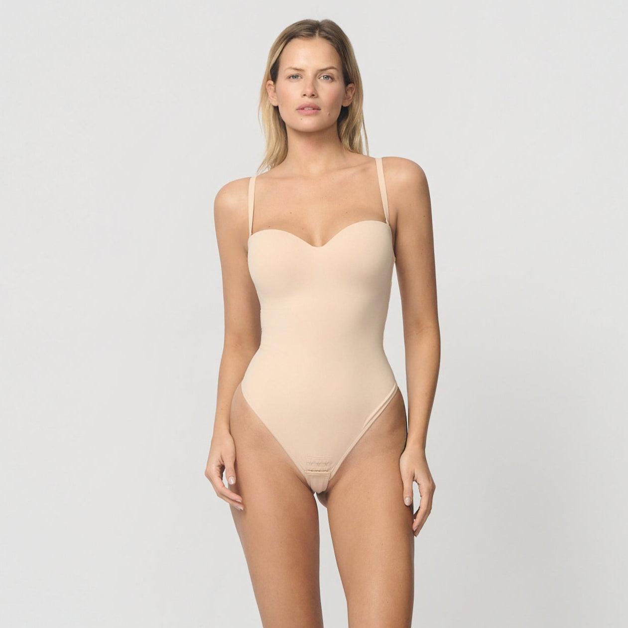 Strapless shaping body